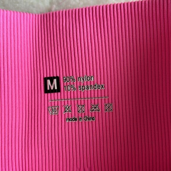 LNSK Pink Workout Outfit Seamless Ribbed Running Yoga Two‎ Piece Crop Top Shorts - Picture 4 of 9